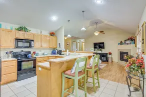 Springfield Area Retreat! Family Home w/ Yard - Innvendig