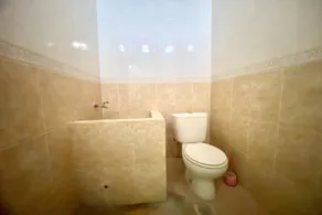 Hotel O Kenzie Bunkbed Syariah - Baño