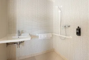 ibis budget Nanterre La Défense ex Etap Hôtel - Salle de bain