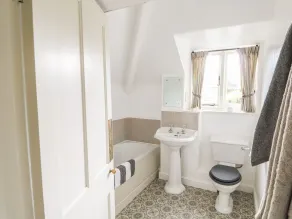 Wren Cottage - Bathroom