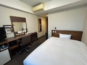 Hotel Route-Inn Nagoya Sakae - Rom
