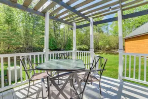 Serene Presque Isle Harbor Home on Sunrise Side! - Interiör