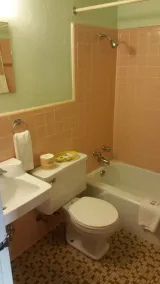 Budget Inn - Badezimmer
