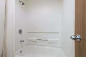 Super 8 by Wyndham Bernalillo - Salle de bain