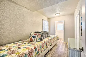 Port Charlotte Cottage ~ 3 Mi to Beach Park! - Værelse
