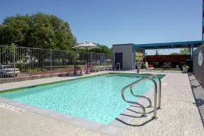 TRU BY Hilton Round Rock - Pool
