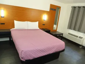 SOFI MOTEL - Living area