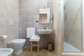 Musto Suites & Rooms - Bathroom