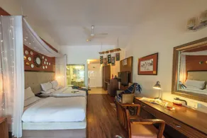 Orchid Square - Quarto