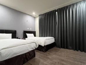 Saint Hostel - Room