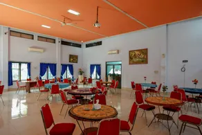 RedDoorz Plus Syariah near Stasiun Pekalongan 2 - Restaurant