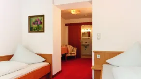 Hotel Neuwirt - Værelse