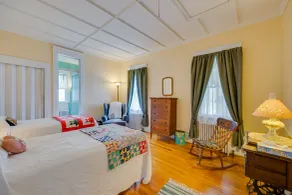 Country Getaway in Kinsale: Sunroom, Pond Access! - Rom