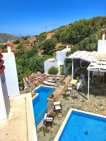 Mourtzanakis Residence - Traditional Eco Hotel in Achlada - Resepsjon