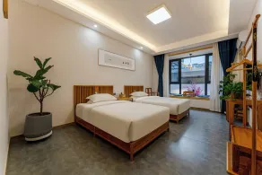 ManBuYunDuan.Theme Inn - Zimmer