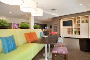 Home2 Suites by Hilton Charlotte Airport - Réception