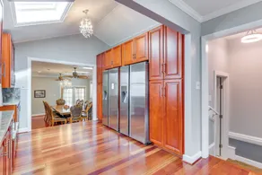 Spacious Home w/ Tranquil Patio ~ 29 Mi to DC! - Innvendig