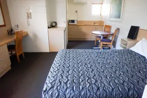Country Ayr Motel - Room