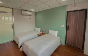 Ruixiong Hotspring Hotel - Room