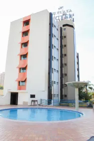 HD Plaza Hotel - Piscina