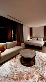 Elegant Hotel - Room