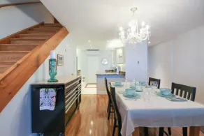 Stunning Views & Beach Access: Plattsburgh Getaway - Interni