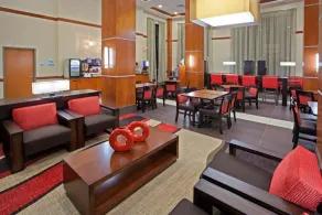 Holiday Inn Express and Suites Columbus Edinburgh by IHG - Restaurant
