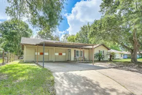 4 Mi to Sabine River! Extended Escape w/ Yard - Interiør