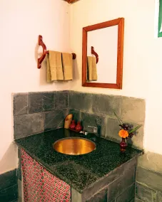 Mountain Lodges of Nepal - Birethanti - Badezimmer