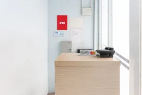 OYO 93584 RukotelNearICE BSD - Reception