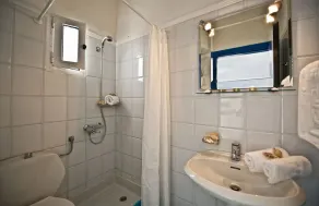 Lazaridis Luxury Studios & Apartments - Bathroom