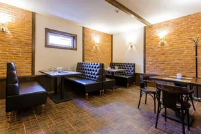 Mini-Hotel Gastsinny yard "La Menska" - Restaurante