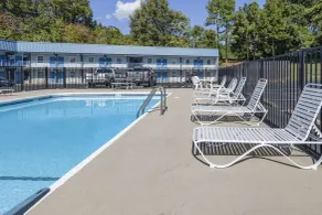 Rodeway Inn Union - Pool