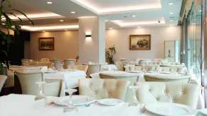AURA MARINA HOTEL - Restaurant