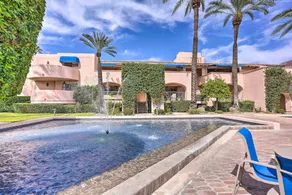 Condo w/ Patio, Walk to Downtown Palm Springs! - Interiör