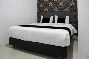 Hotel O near Mesjid Raya Sumatera Barat formerly Sachila Residence - Room