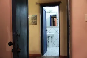 Melissa Wasi - Bathroom