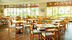Howard Kenting Wonder House - Restaurant