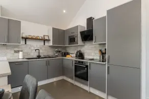 Willow Cottage - Shared kitchen