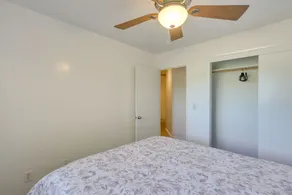 Convenient Bakersfield Townhome With Patio! - Rom