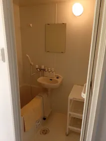 Lagoon Palace - Bathroom