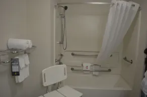 Super 8 by Wyndham Roseburg - Salle de bain