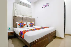 Hotel Amfahh Inn - Chambre