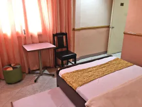 Tabaco Gardenia Hotel - Rum