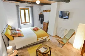 Mas de Boissière - Chambres d'hôtes avec piscine et jacuzzi - Værelse