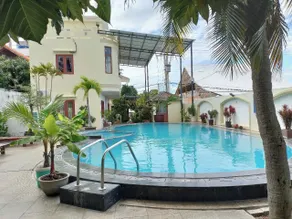 Min's Homestay - Piscina