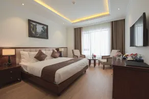 Monarque Hotel Danang - Room