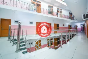SPOT ON 36686 Hotel Om Shanti Palace - Hall