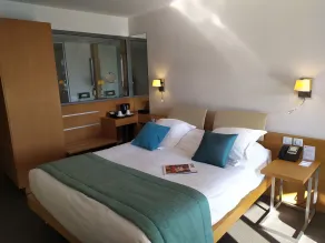 Best Western Premier Hôtel du Vieux-Port - Room