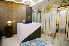 Hotel Lyf Suites - bahadurgarh - Rezeption